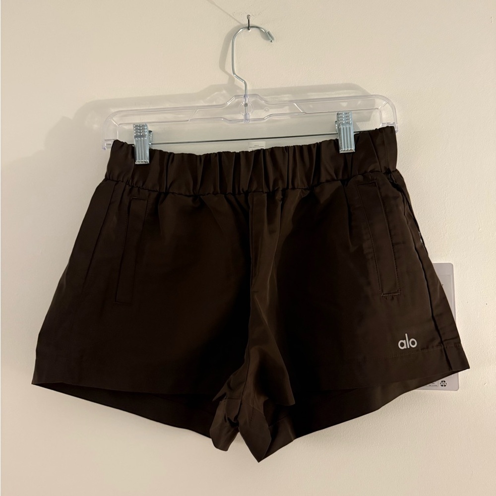 ALO High-Waist Socialite Short - Picture 2 of 5